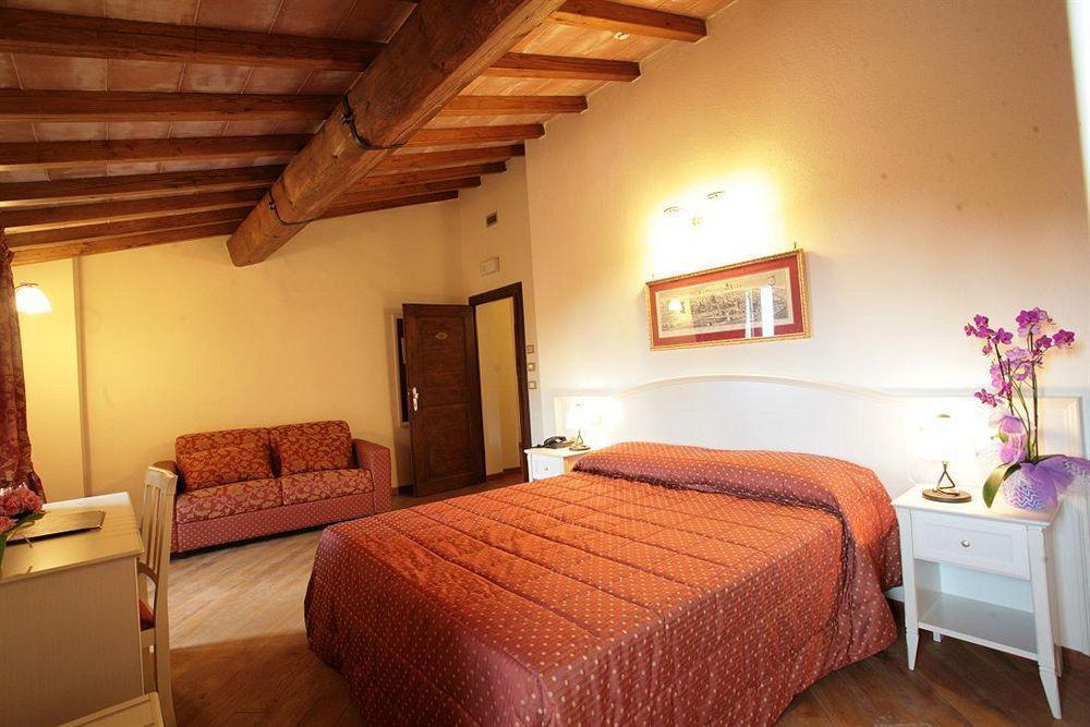 Hotel Villa San Michele Carmignano Exterior photo