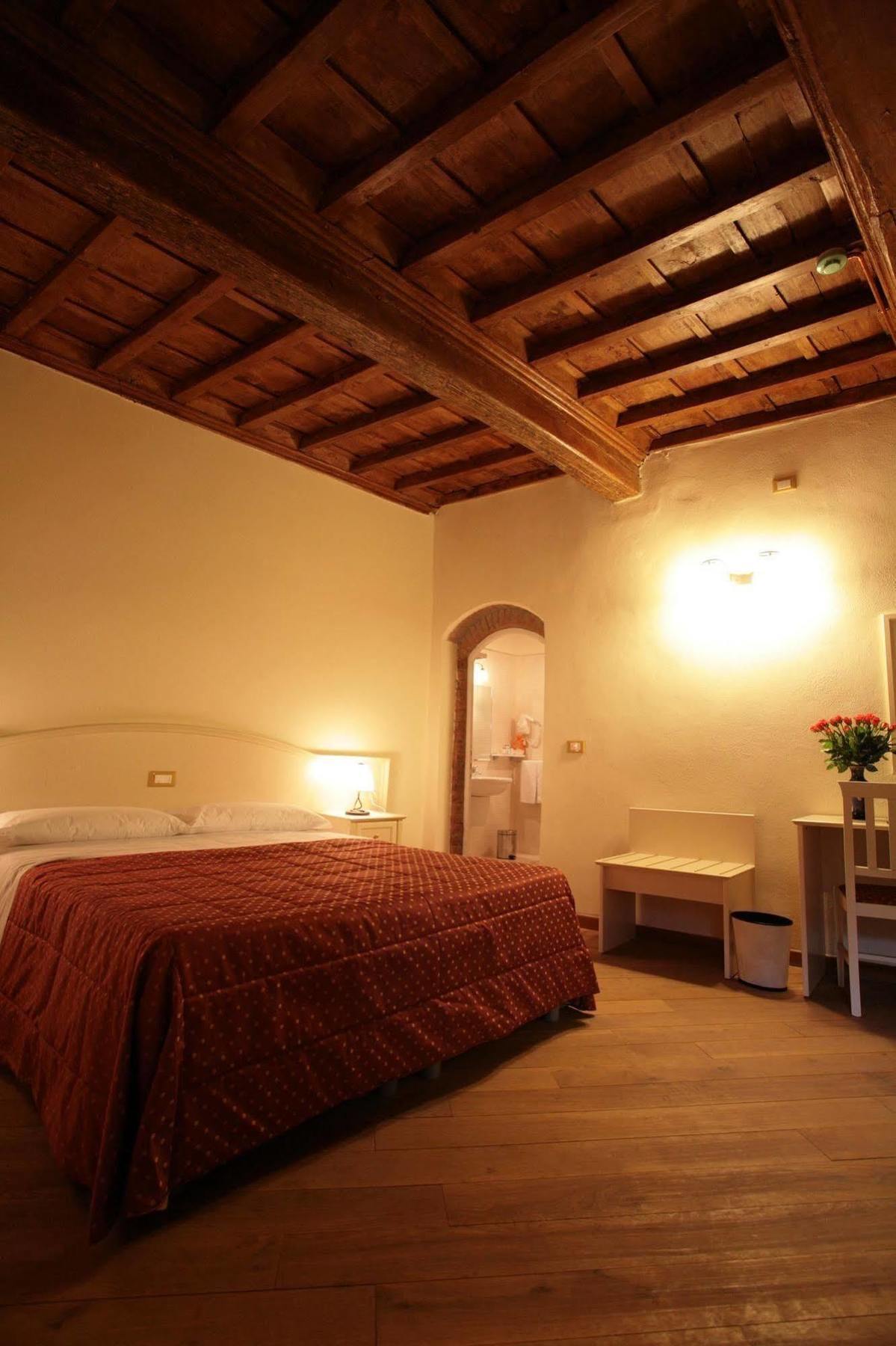 Hotel Villa San Michele Carmignano Exterior photo